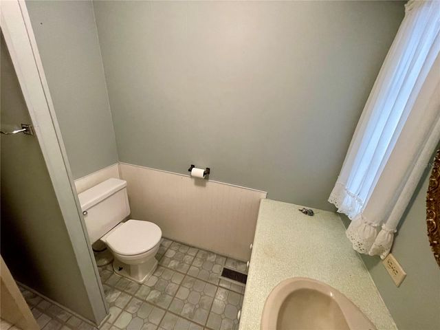 353 IVANHOE CIRCLE, Lady Lake, FL 32159