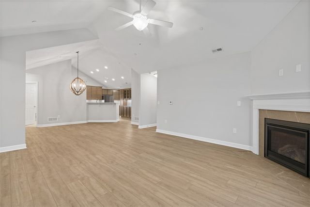 103 Spring Valley Dr, Jackson Twp, PA 16063