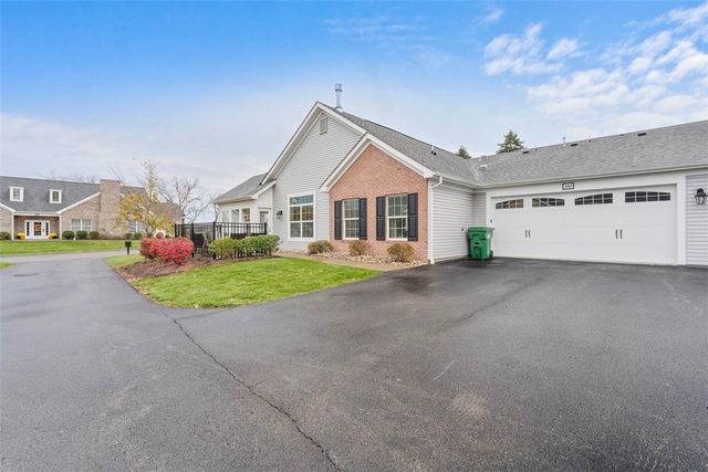 103 Spring Valley Dr, Jackson Twp, PA 16063