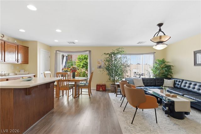 7938 Carmel Heights Avenue, Las Vegas, NV 89178