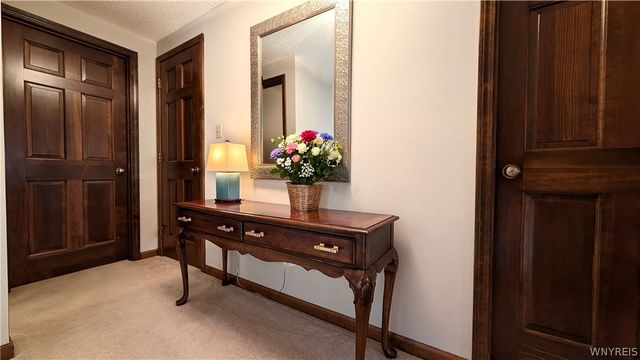 167 Breezewood Cmn, Amherst, NY 14051