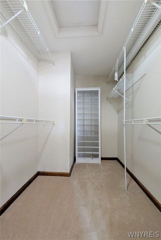 167 Breezewood Cmn, Amherst, NY 14051