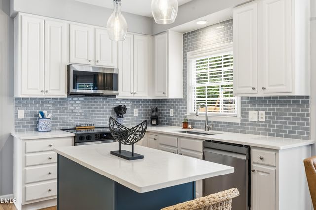 109 Olde Tree Drive, Cary, NC 27518