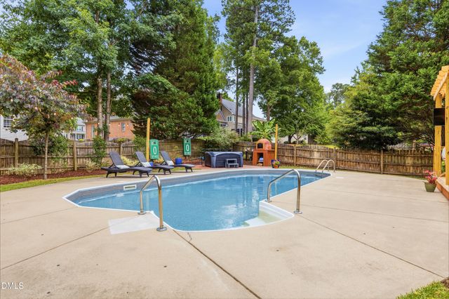 109 Olde Tree Drive, Cary, NC 27518