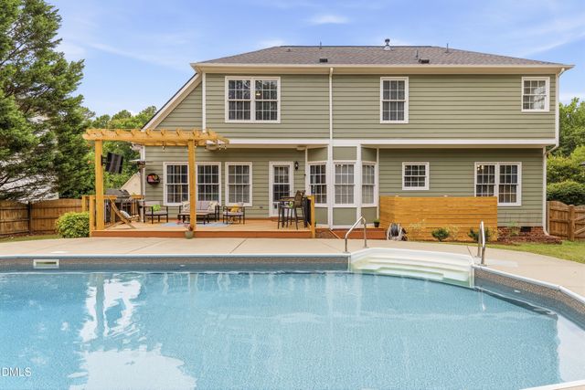 109 Olde Tree Drive, Cary, NC 27518