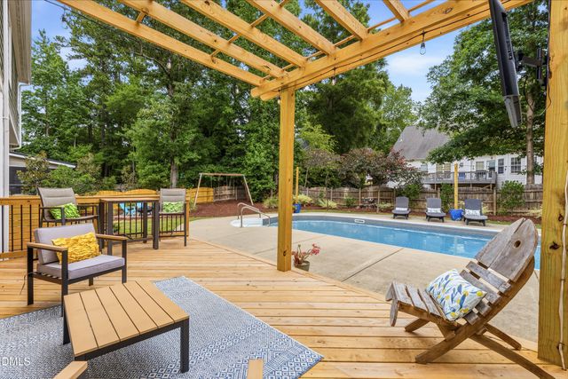 109 Olde Tree Drive, Cary, NC 27518
