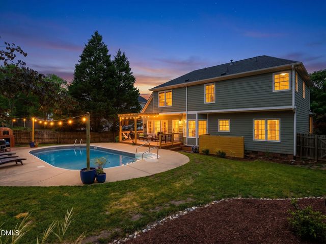 109 Olde Tree Drive, Cary, NC 27518