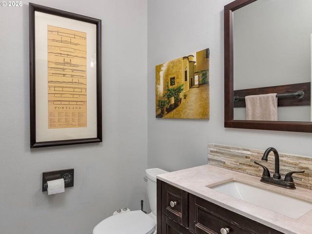 12056 Sw WHISTLERS Loop, Tigard, OR 97223