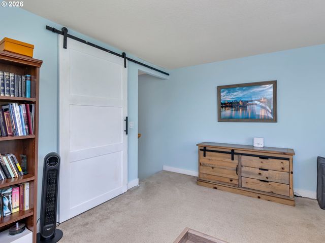 12056 Sw WHISTLERS Loop, Tigard, OR 97223