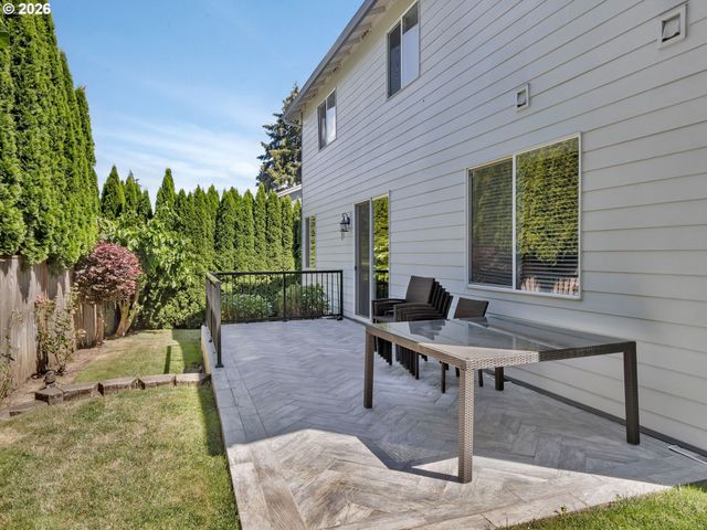 12056 Sw WHISTLERS Loop, Tigard, OR 97223