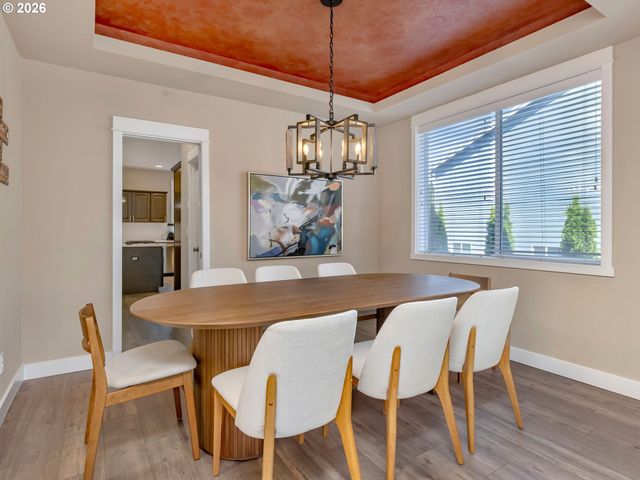 12056 Sw WHISTLERS Loop, Tigard, OR 97223