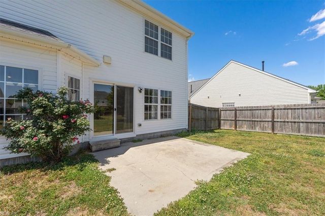 8868 Fenwick Hills PW, Toano, VA 23168