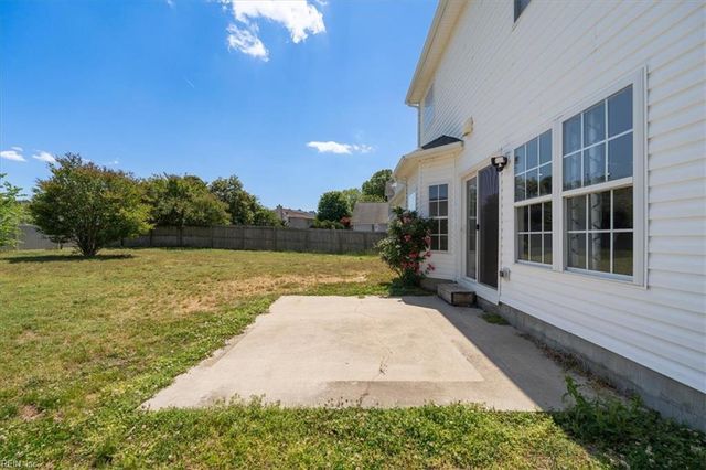8868 Fenwick Hills PW, Toano, VA 23168