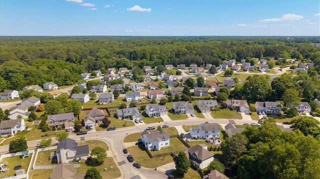 8868 Fenwick Hills PW, Toano, VA 23168