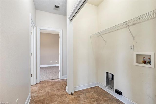 8868 Fenwick Hills PW, Toano, VA 23168