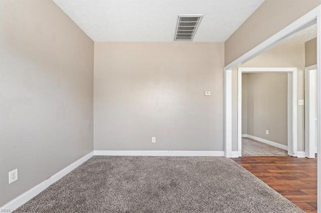 8868 Fenwick Hills PW, Toano, VA 23168