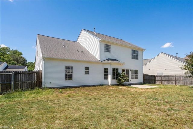 8868 Fenwick Hills PW, Toano, VA 23168