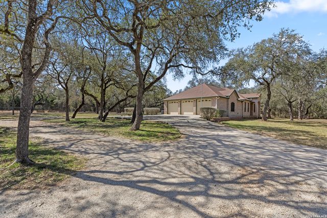 10808 Dedeke, New Braunfels, TX 78132