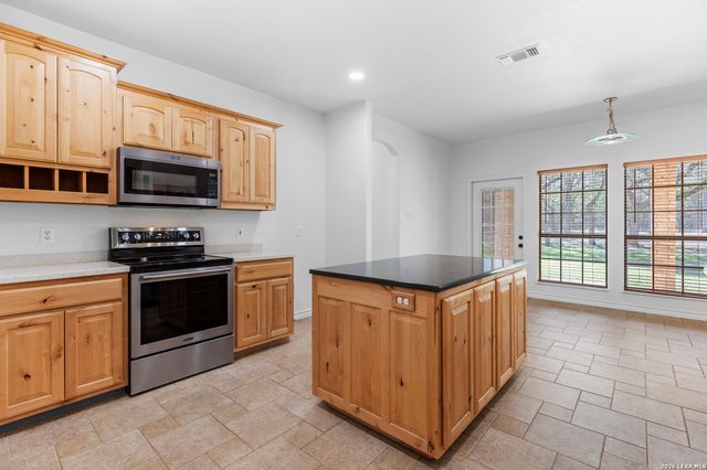 10808 Dedeke, New Braunfels, TX 78132