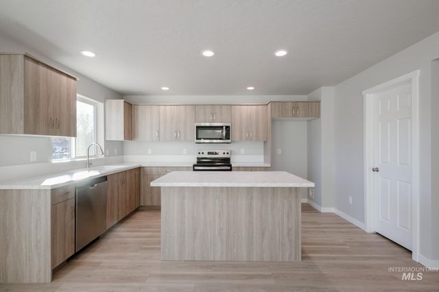 2910 W Animas Creek Dr, Kuna, ID 83634