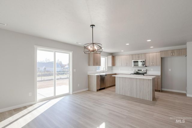 2910 W Animas Creek Dr, Kuna, ID 83634