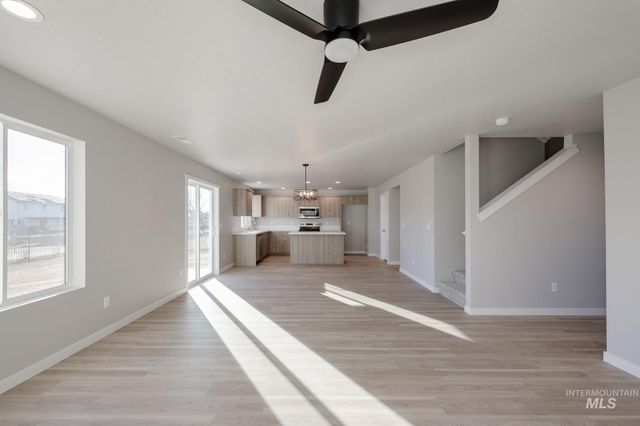 2910 W Animas Creek Dr, Kuna, ID 83634