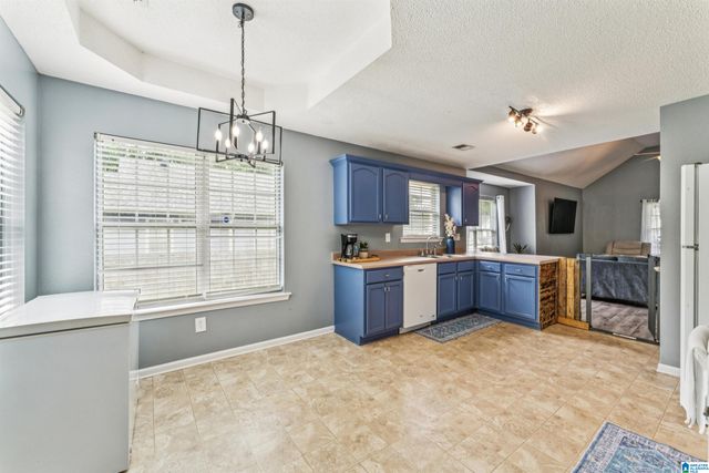 1943 16TH STREET, Calera, AL 35040