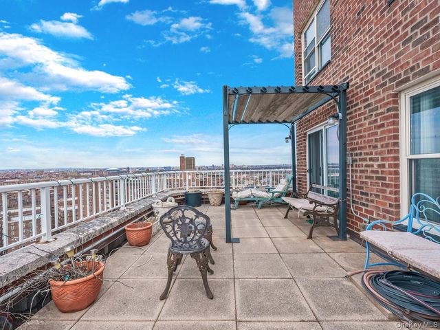 10740 Queens Boulevard 19A PH, Flushing, NY 11375