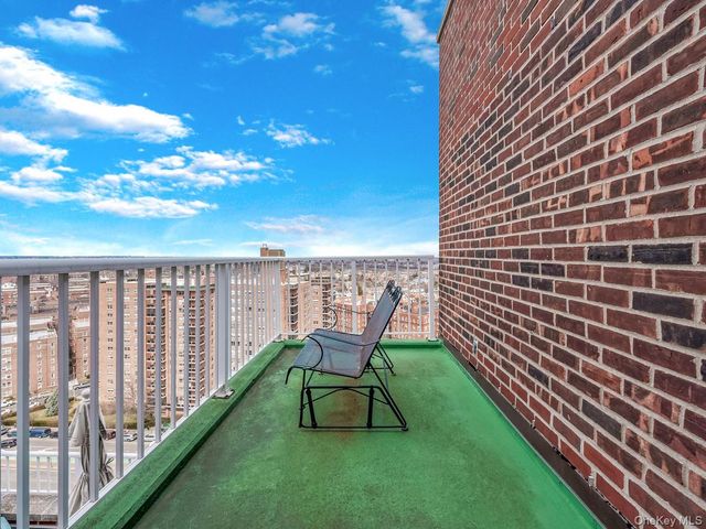10740 Queens Boulevard 19A PH, Flushing, NY 11375