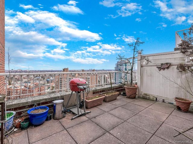 10740 Queens Boulevard 19A PH, Flushing, NY 11375
