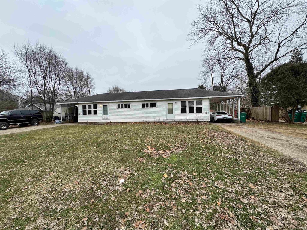 26188 County Road 4, Elkhart, IN 46514
