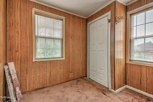 220 Elizabeth Street, Bristol, TN 37620