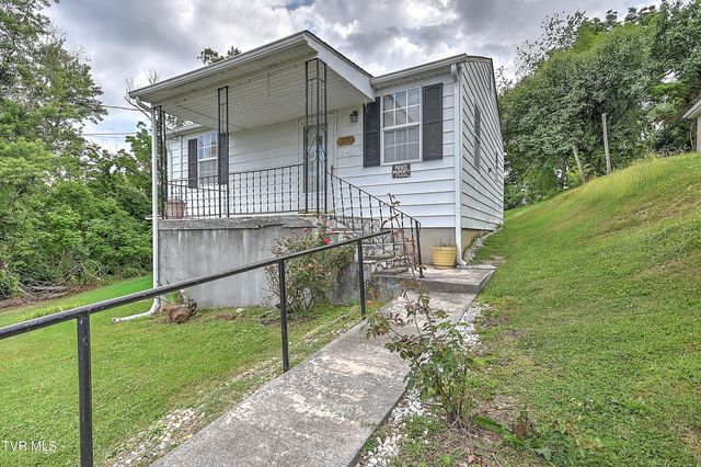 220 Elizabeth Street, Bristol, TN 37620