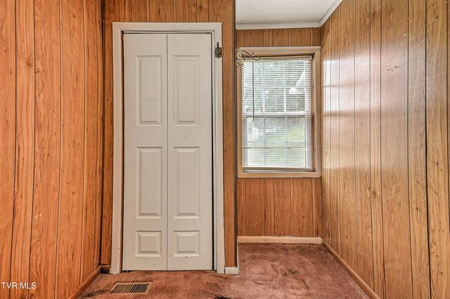 220 Elizabeth Street, Bristol, TN 37620