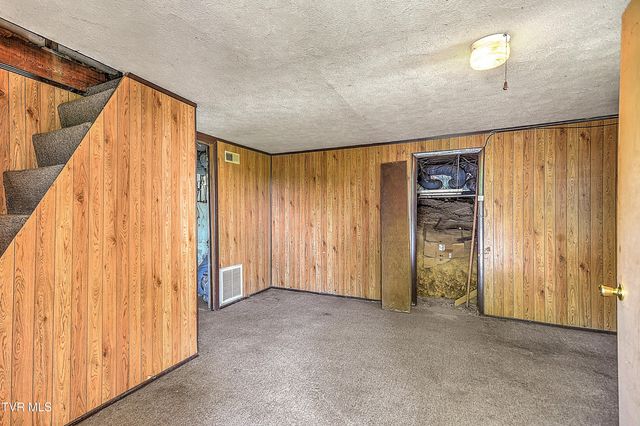 220 Elizabeth Street, Bristol, TN 37620