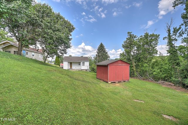 220 Elizabeth Street, Bristol, TN 37620