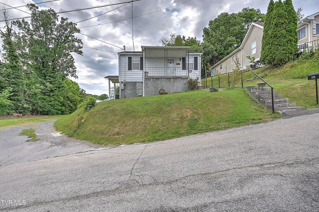 220 Elizabeth Street, Bristol, TN 37620