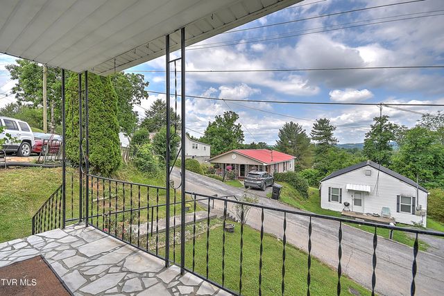 220 Elizabeth Street, Bristol, TN 37620