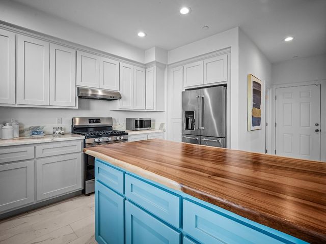 5915 Traverse Creek Rd, Garden Valley, CA 95633