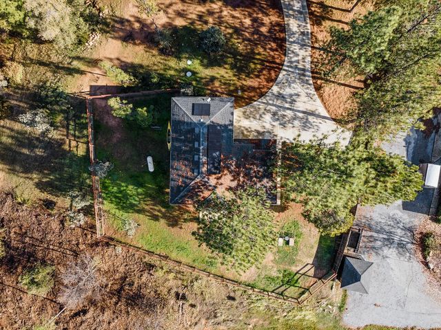 5915 Traverse Creek Rd, Garden Valley, CA 95633