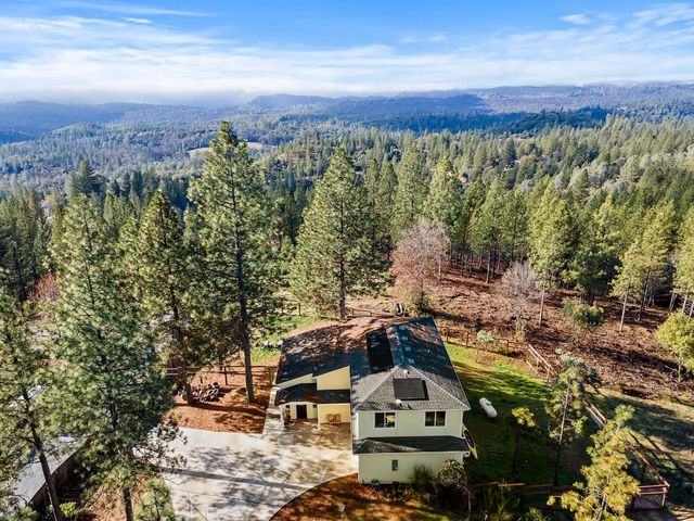 5915 Traverse Creek Rd, Garden Valley, CA 95633