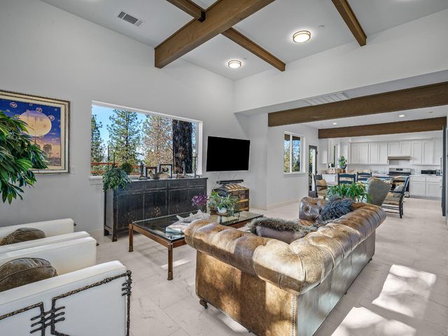 5915 Traverse Creek Rd, Garden Valley, CA 95633