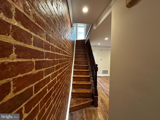 1215 I ST NE, Washington, DC 20002