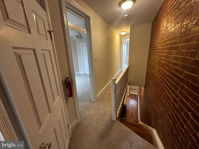 1215 I ST NE, Washington, DC 20002