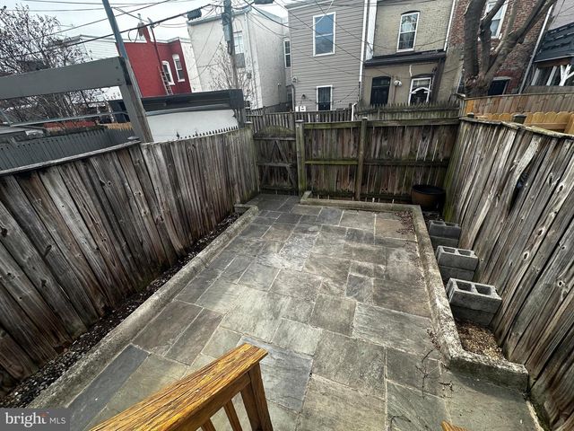 1215 I ST NE, Washington, DC 20002