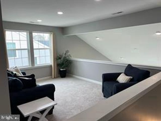 17 NATURE WAY, Mount Holly, NJ 08060