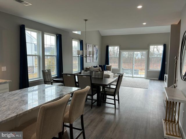 17 NATURE WAY, Mount Holly, NJ 08060