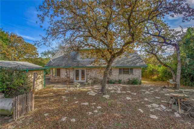 8 Fountain Bleau, Hilltop Lakes, TX 77871