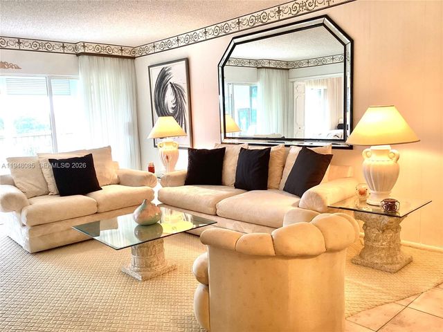 3300 N Palm Aire Dr 504, Pompano Beach, FL 33069