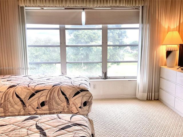 3300 N Palm Aire Dr 504, Pompano Beach, FL 33069